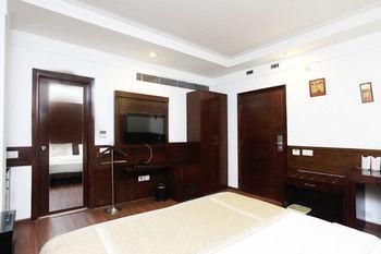Oyo Rooms Malviya Nagar Market Nueva Delhi Exterior foto