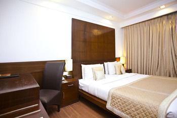Oyo Rooms Malviya Nagar Market Nueva Delhi Exterior foto